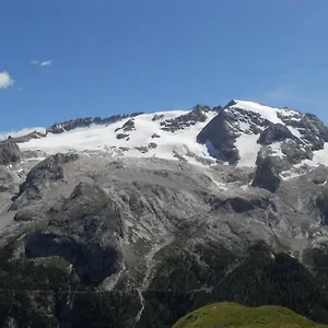 Garni Il Cirmolo *** Rocca Pietore