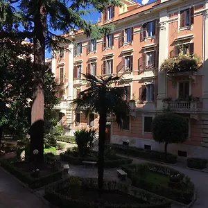 https://the-roman-way-san-giovanni.it-romehotels.com